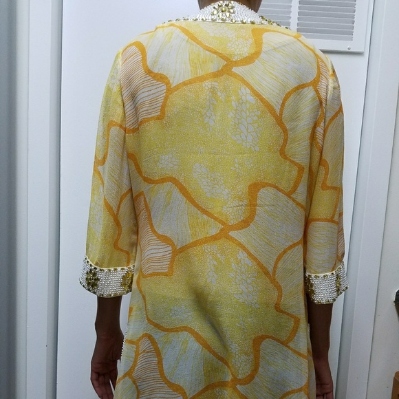 Tunic - Picture 3 of 4